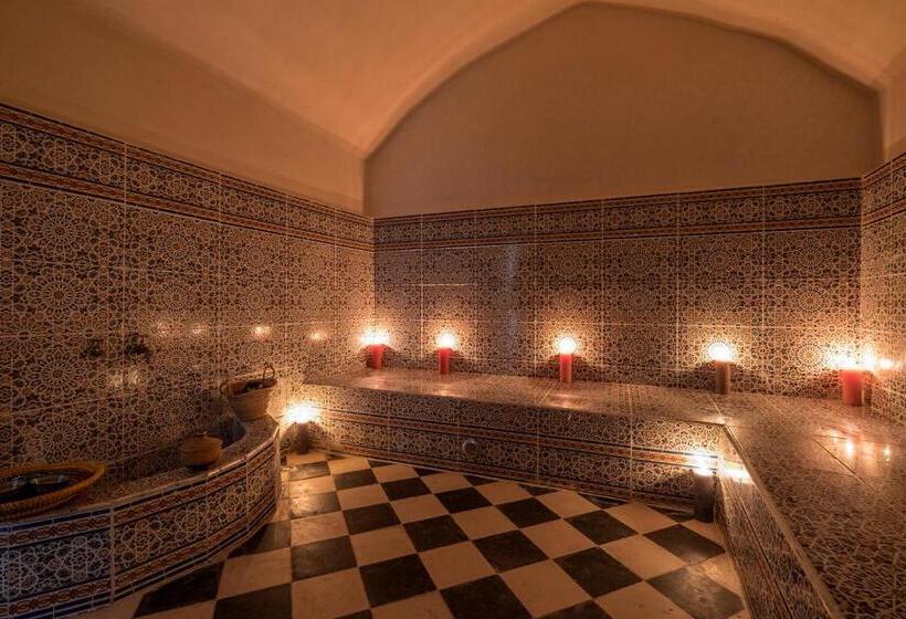 ユースホステル Le Nid D Aigle