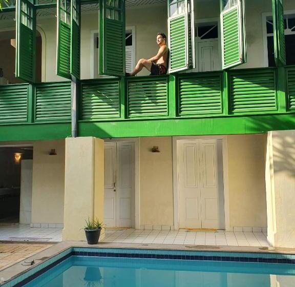 بنسيون Casa Frankie