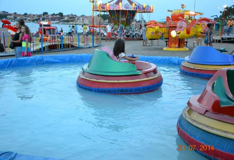 膳宿费 Nirvana Guest House