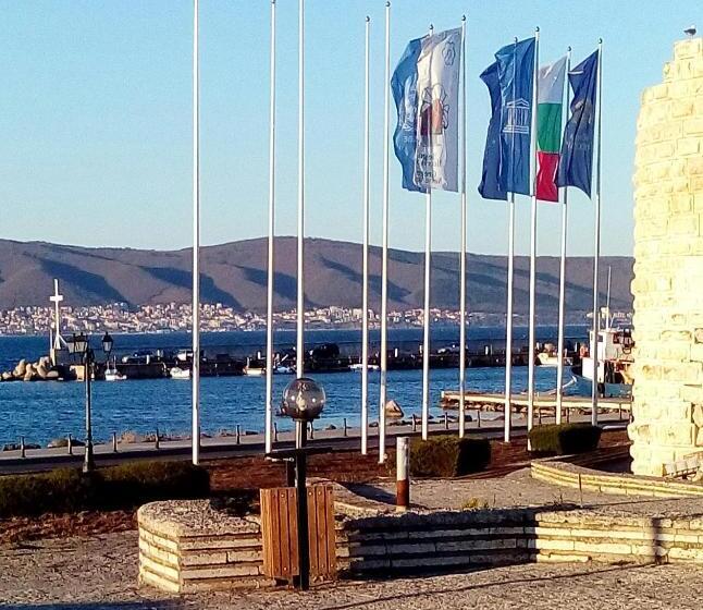 膳宿费 Nirvana Guest House