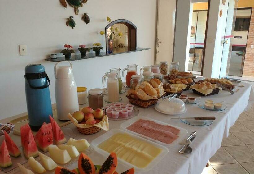 پانسیون Pousada Santa Helena