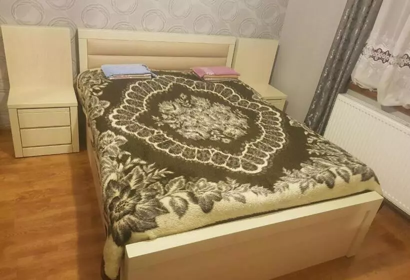 پانسیون Zeiko S Guesthouse