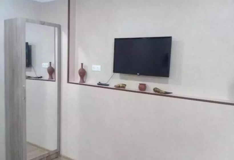 پانسیون Zeiko S Guesthouse