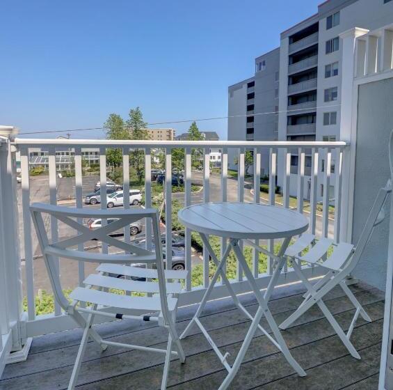 Atlantic Ocean Suites