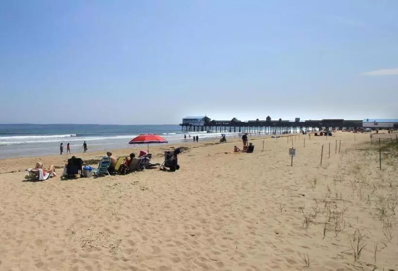 Atlantic Ocean Suites