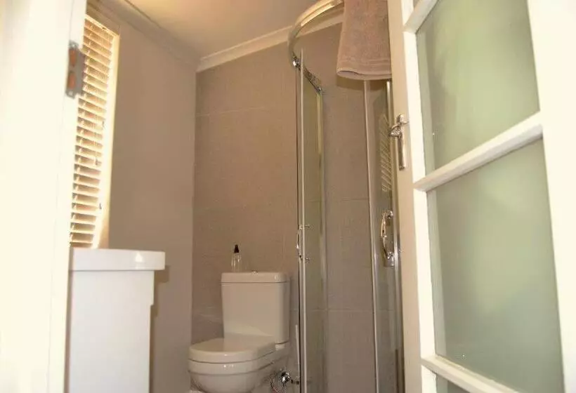 Majatalo Afrika Pearl