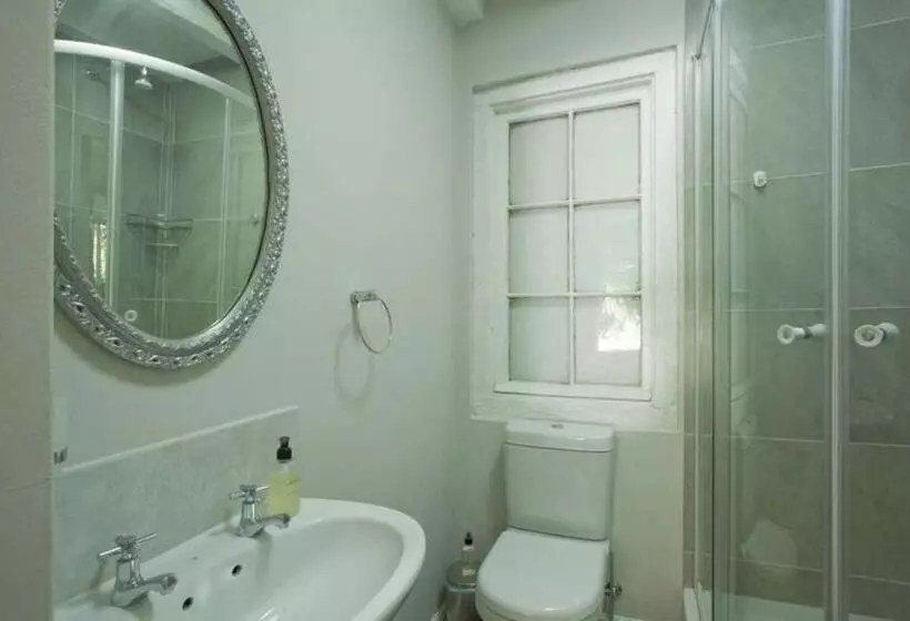 Majatalo Afrika Pearl