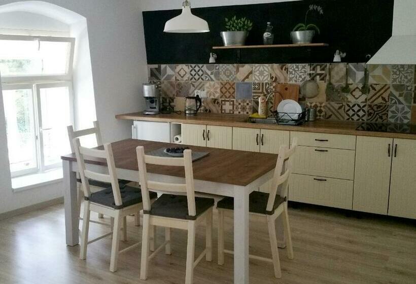 펜션 Apartment 179