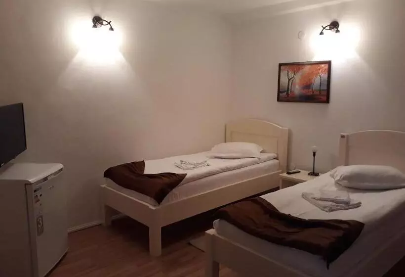 Pensiune Casa Craiova Nuova