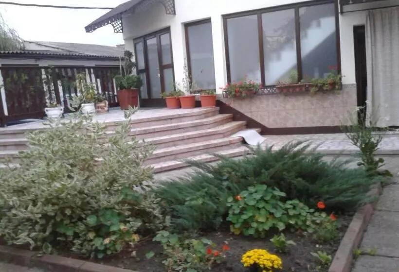 Pensiune Casa Craiova Nuova