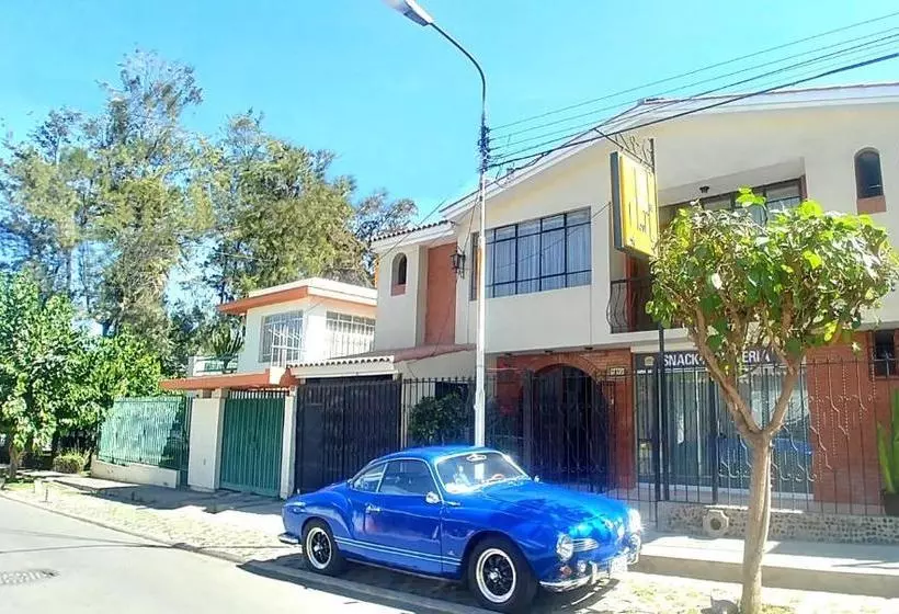 پانسیون Foresta Hostal