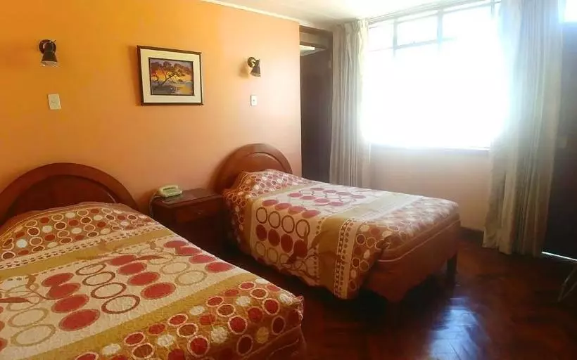 پانسیون Foresta Hostal