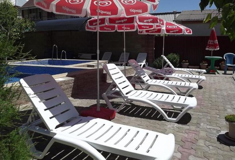 پانسیون гостевой дом лабиринт