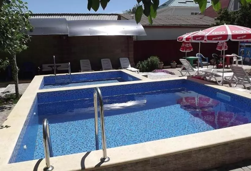 پانسیون гостевой дом лабиринт