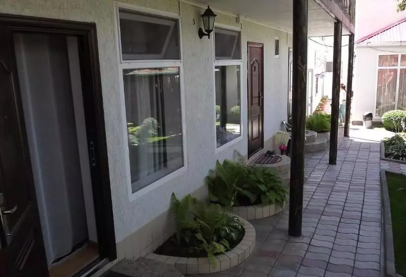 پانسیون гостевой дом лабиринт