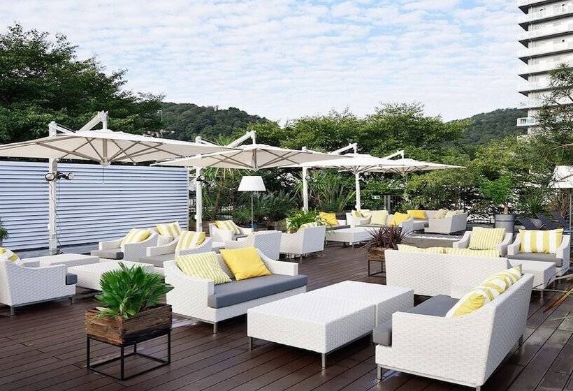 فنادق الكبسولة Calendar