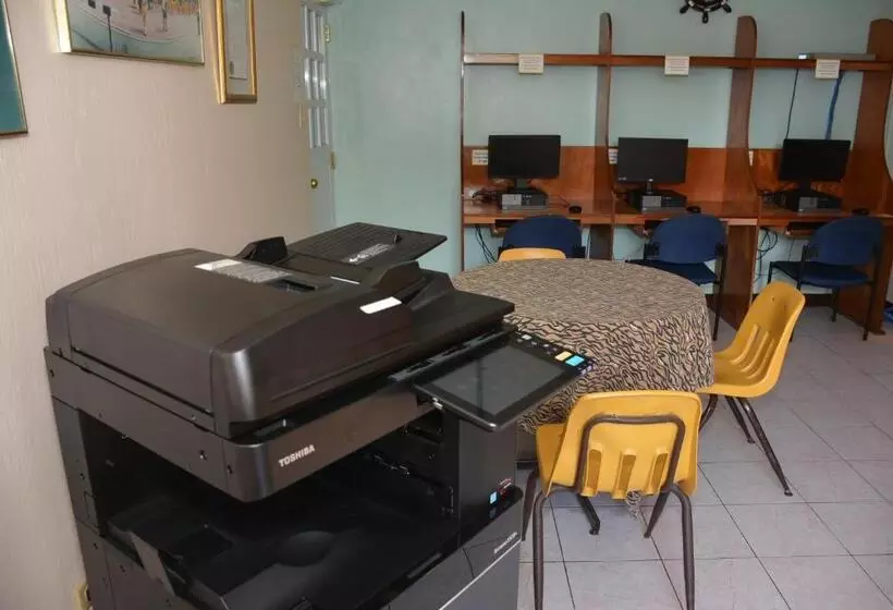 پانسیون Hostal Universitario