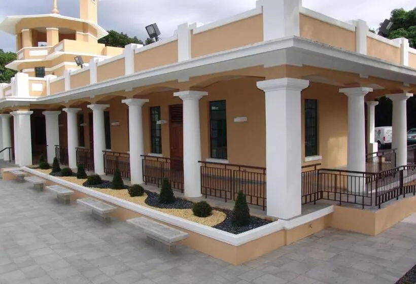 پانسیون Hostal Universitario