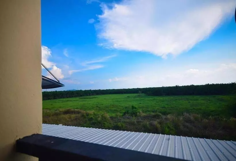 پانسیون Jc Guesthouse @ Suratthani Airport