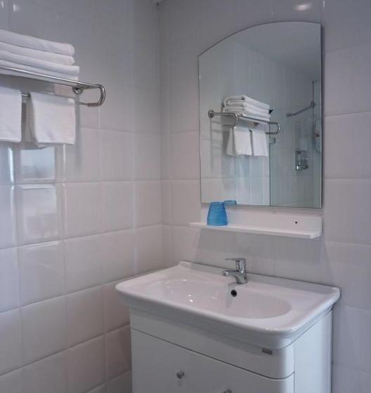 Пансион Lew Residence