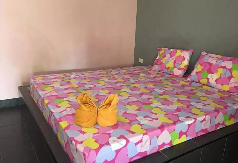 ペンション Mee Rak Resort