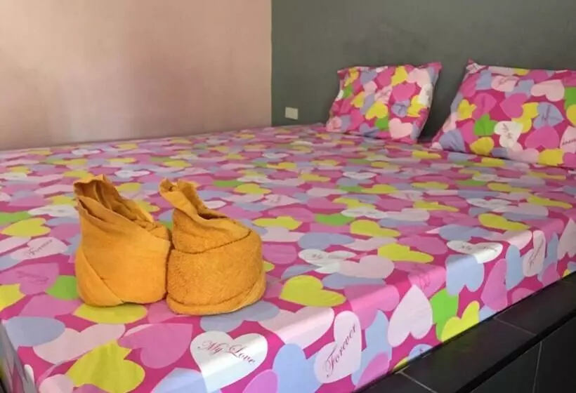 ペンション Mee Rak Resort