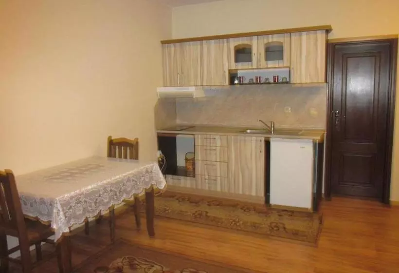 پانسیون Panorama Guest House