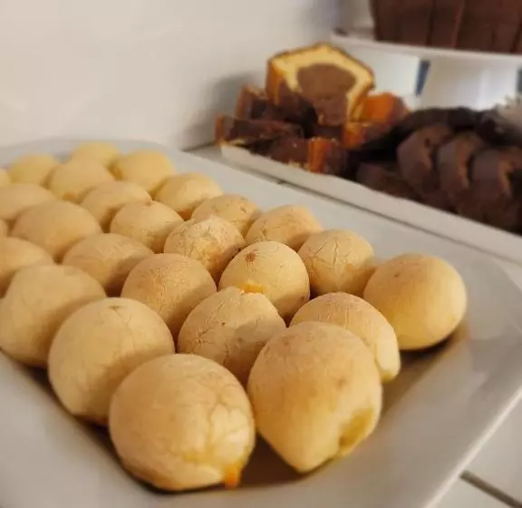 ペンション Pousada Luar