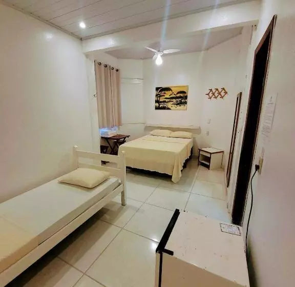 ペンション Pousada Luar