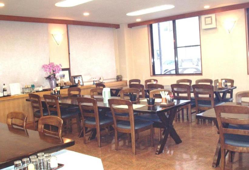 פנסיון Shinazawa