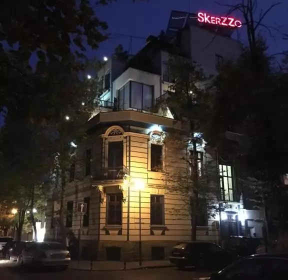 پانسیون скерцо Skerzzo Guest House