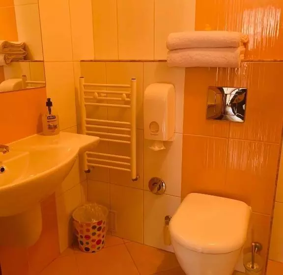 پانسیون скерцо Skerzzo Guest House