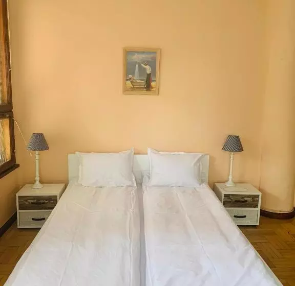 پانسیون скерцо Skerzzo Guest House