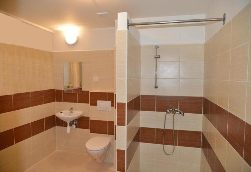 بنسيون Zimní Stadion Tábor