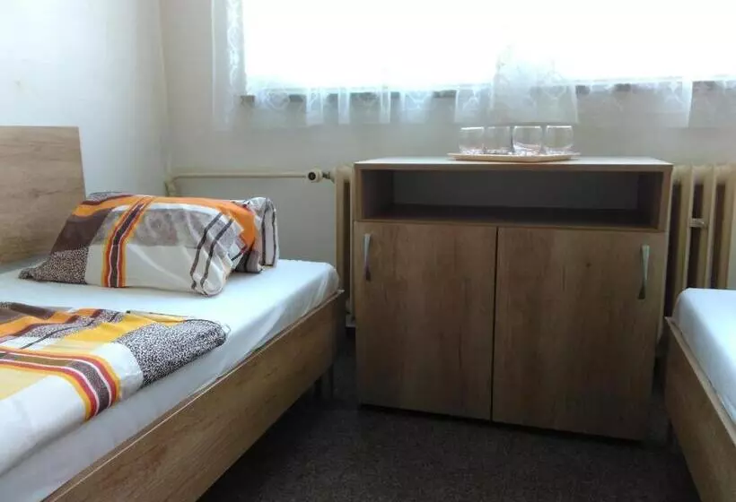 Majatalo Zimní Stadion Tábor