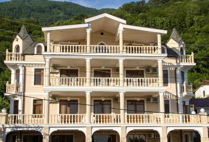 پانسیون San Arda