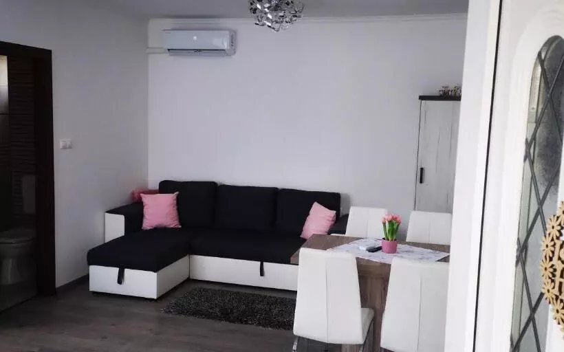 ペンション Szabó Vendégház