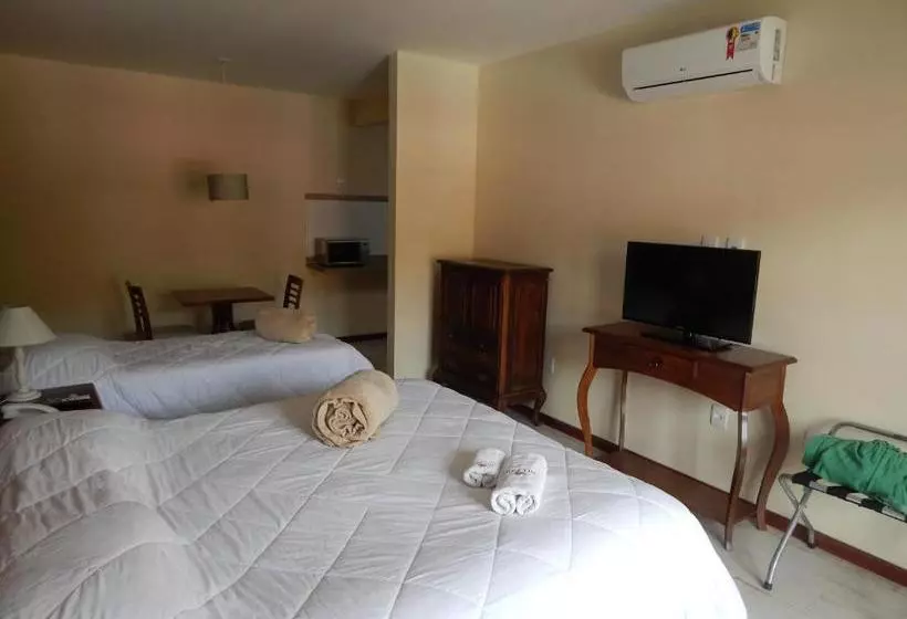 Majatalo Vila Hibisco Pousada E Apart