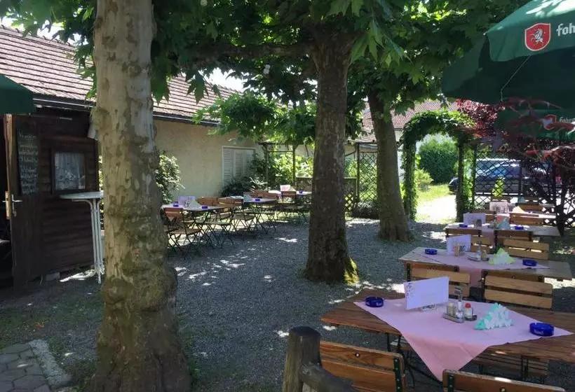 Retkeilymaja Gasthaus Krone