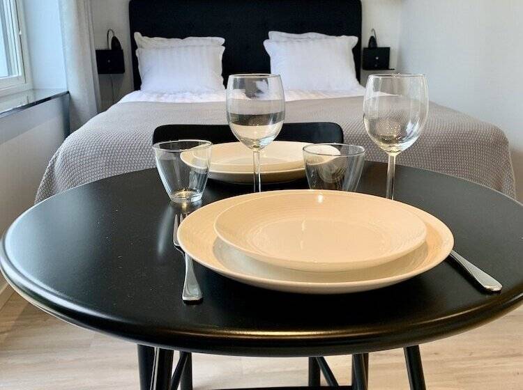 Easy Livin Apartment