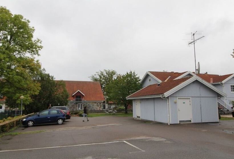 Easy Livin Apartment