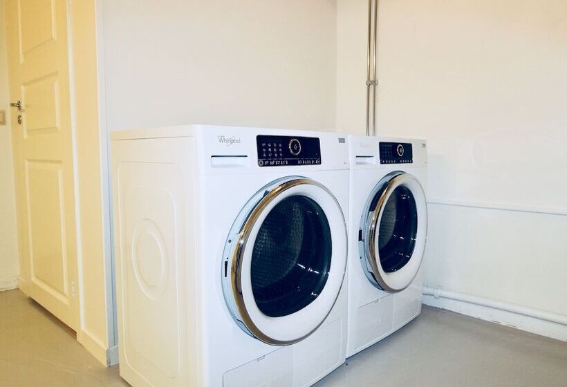 Easy Livin Apartment