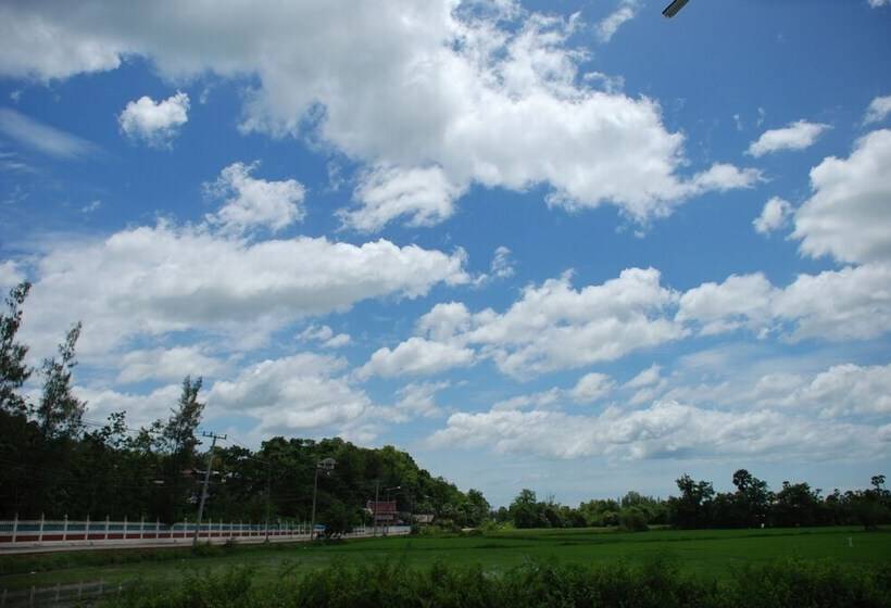 پانسیون Cmon Guesthouse