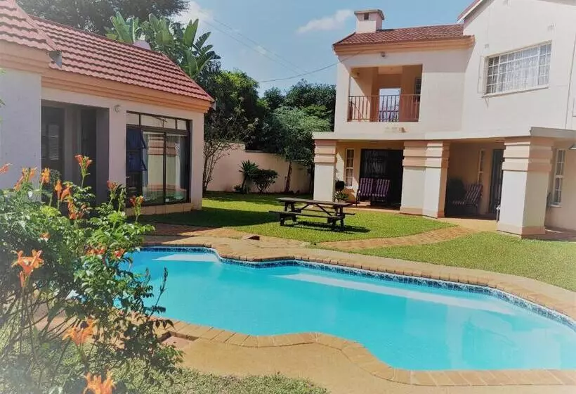 پانسیون Ezulwini Guest House