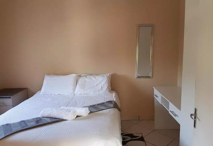 پانسیون Ezulwini Guest House