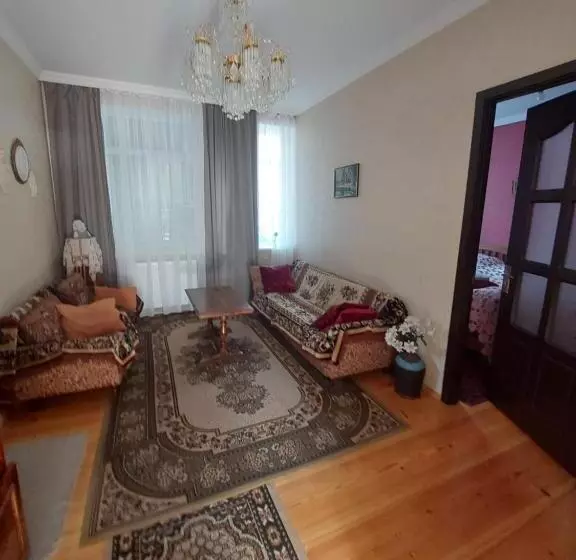 پانسیون Guest House Lela Rezo