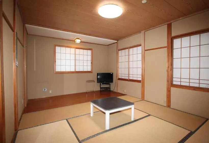 Majatalo Minshuku Yoshinoya