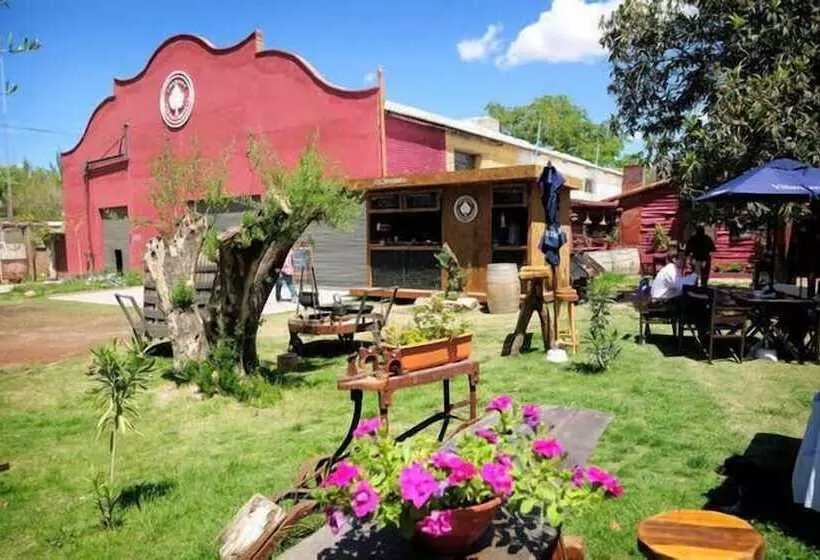 Majatalo Pulmary Guest House