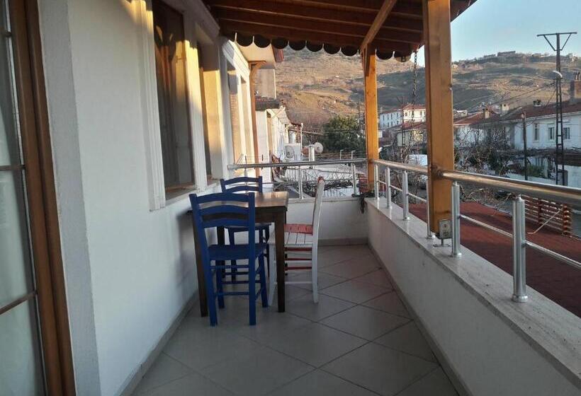 Yeni Bademli Konuk Evi