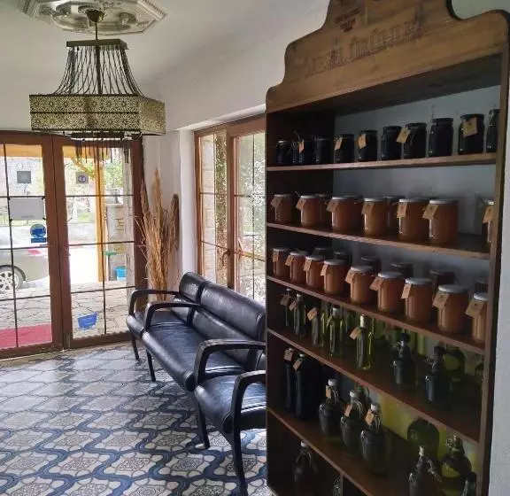 Yeni Bademli Konuk Evi